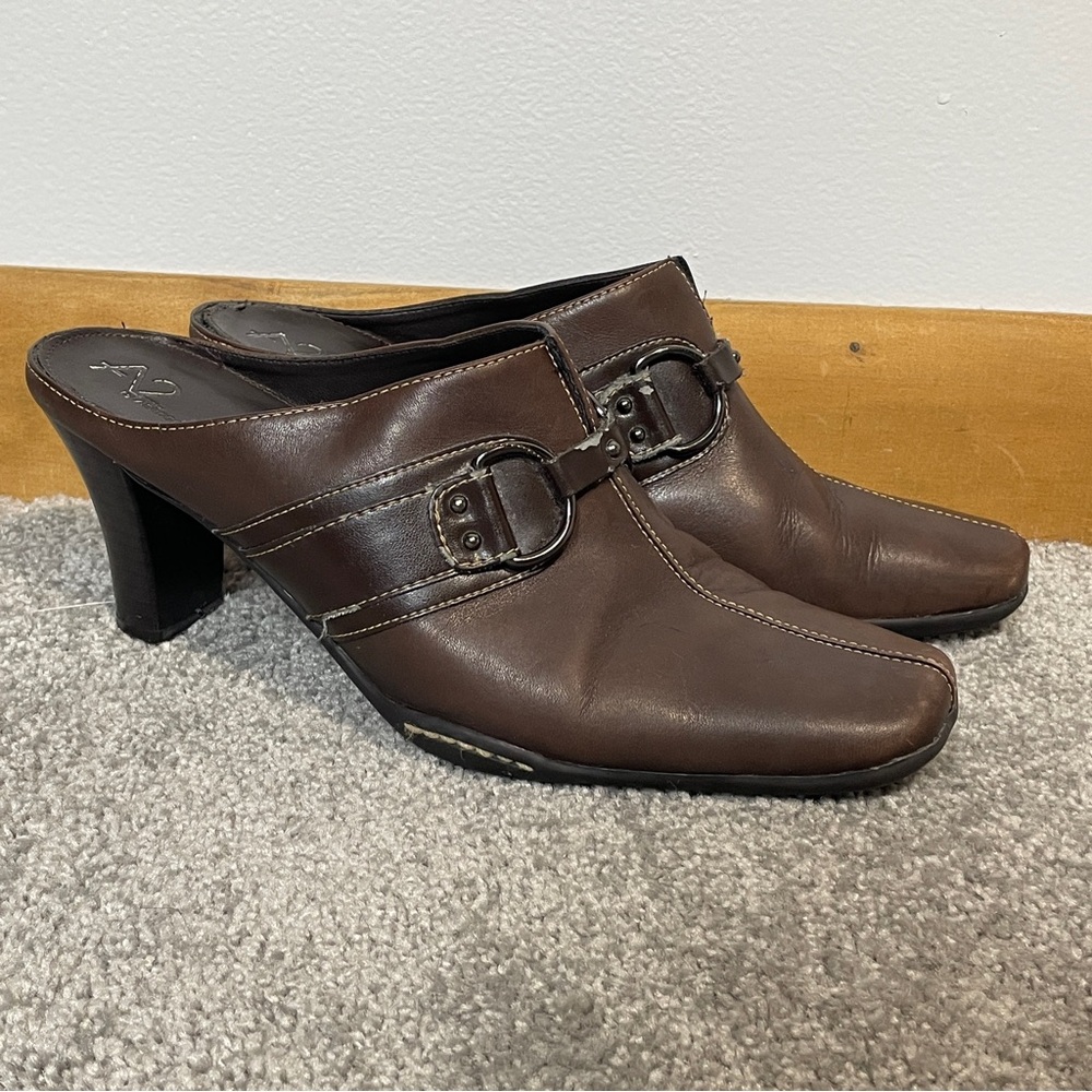 Aerosoles Snapezoid Women's Brown Casual Low block Heel Square‎ Toe Mule size 9M